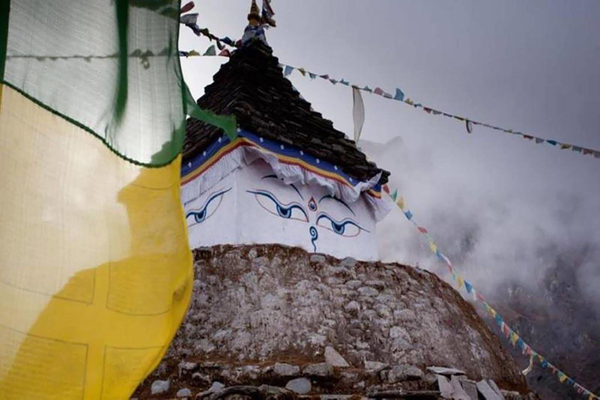 Mountain Lodges Of Nepal - Namche Екстер'єр фото